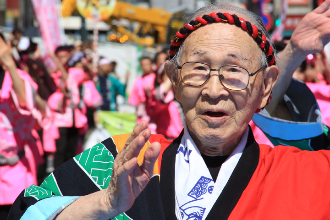 「元気はつらつ100才」所崎慎也氏