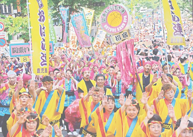 「華やぐ街」　能登正俊氏