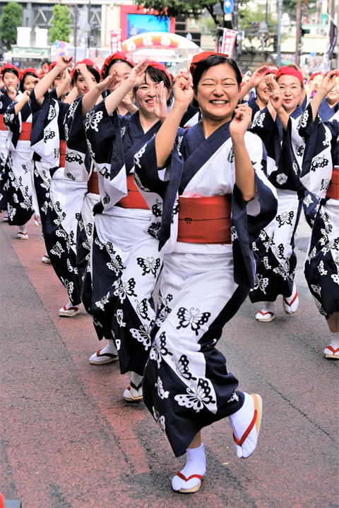 「笑顔で踊ろう」鈴木秀昭氏
